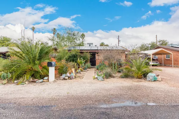 Tucson, AZ 85716,944 N Chrysler Drive