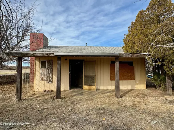 Bowie, AZ 85605,504 W Kinchilla Street
