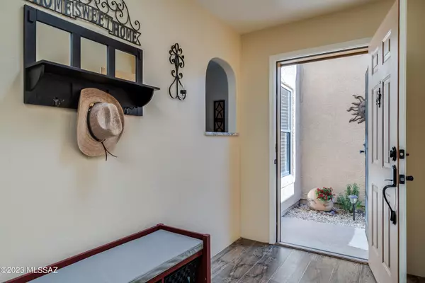 Tucson, AZ 85704,756 W Rushwood Drive