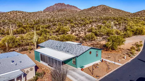 7666 W Copper Nugget Drive, Tucson, AZ 85735