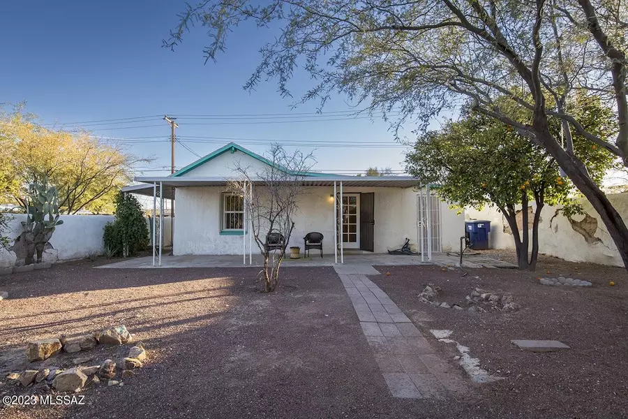 1616 S 8Th Avenue, Tucson, AZ 85713