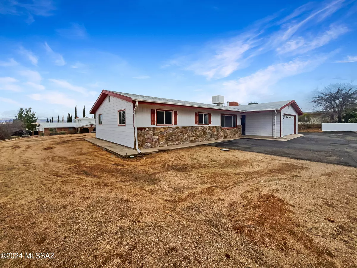 Benson, AZ 85602,801 S La Mesa Drive