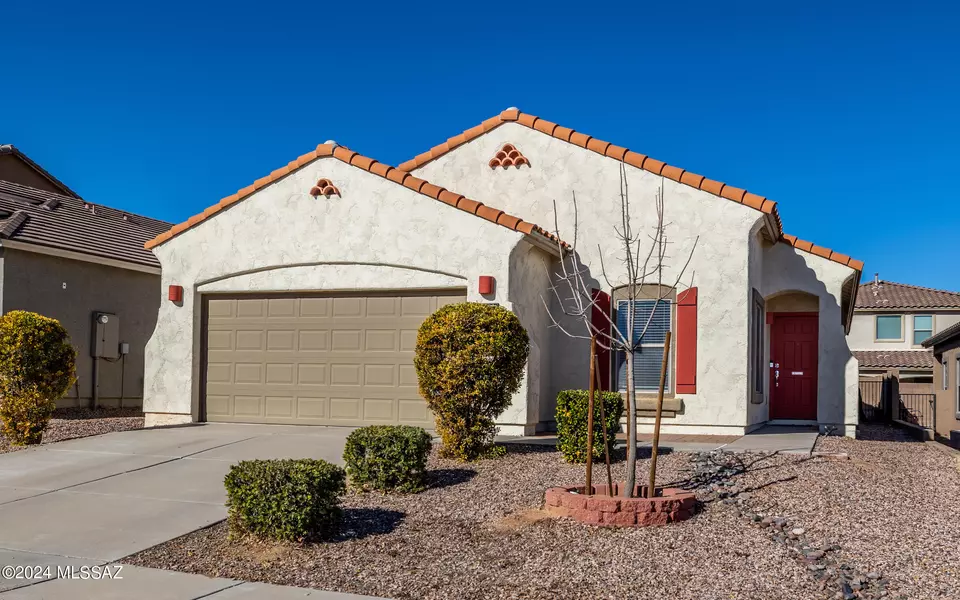 480 W Calle Sombra Linda, Sahuarita, AZ 85629