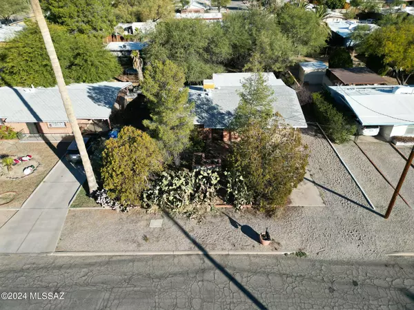 5221 E Fairmount Street, Tucson, AZ 85712