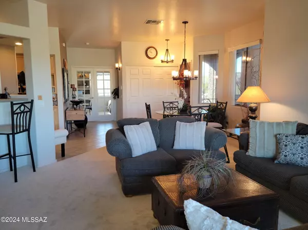 Oro Valley, AZ 85755,695 W Vistoso Highlands Drive #204