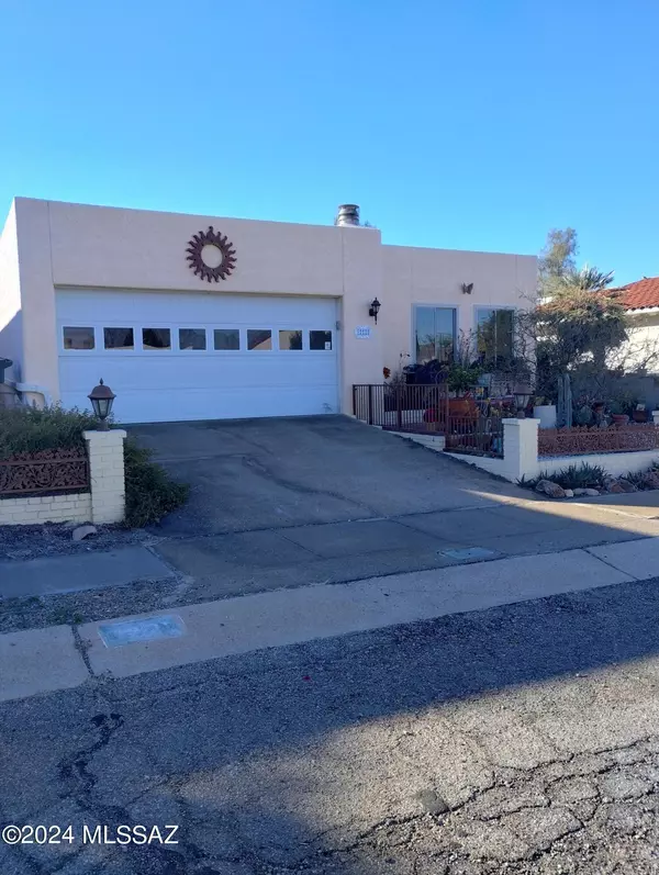 9220 E Calle Diego, Tucson, AZ 85710