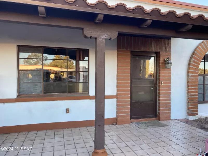 480 S Paseo Lobo  #B, Green Valley, AZ 85614