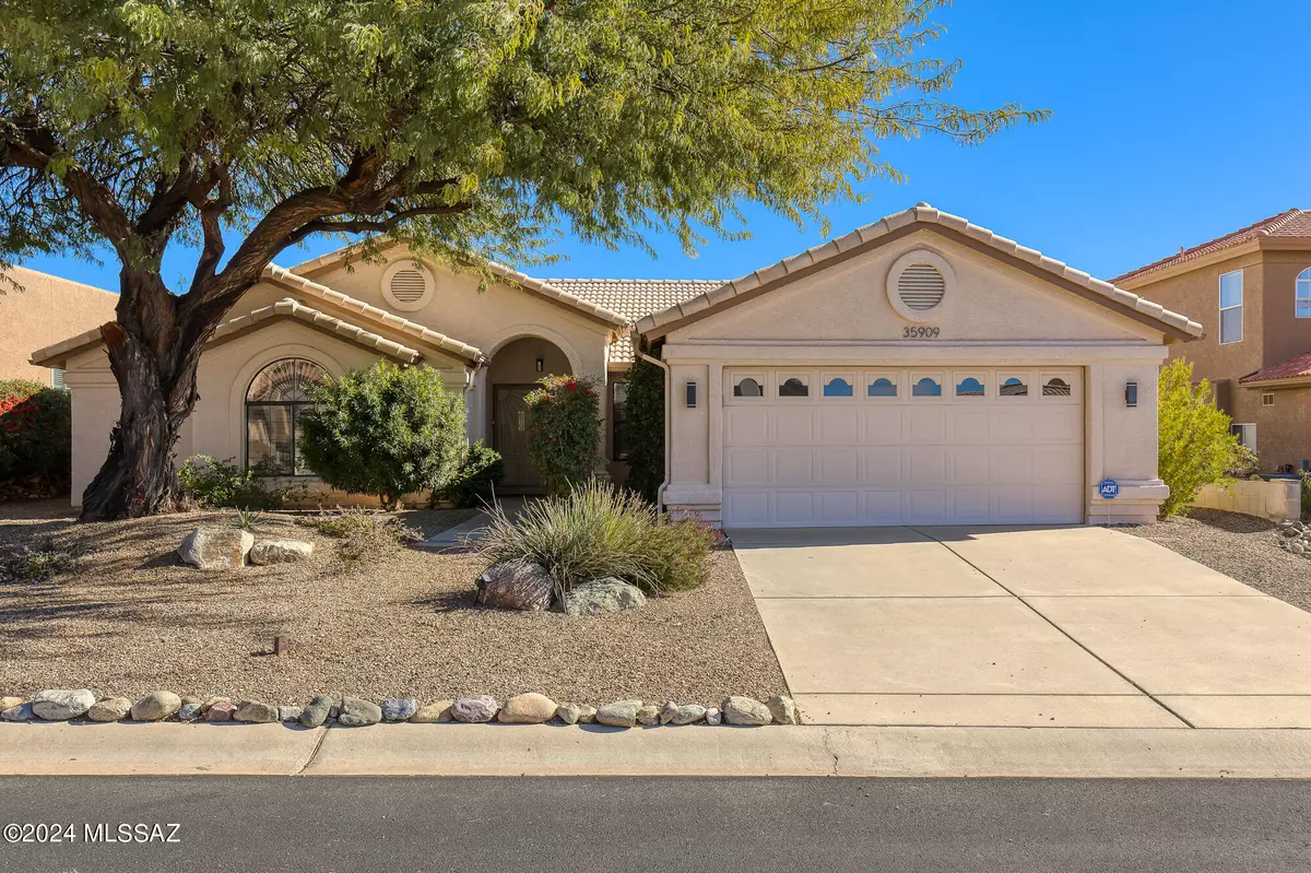 Saddlebrooke, AZ 85739,35909 S Mesa Ridge Drive