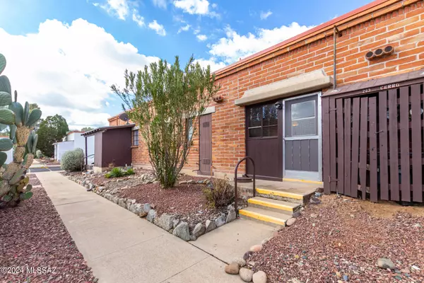 263 S Paseo Cerro  #C, Green Valley, AZ 85614