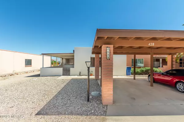 428 N Calle Del Diablo, Green Valley, AZ 85614