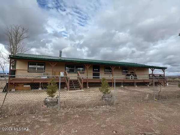 5270 N Joe Hines Road, Willcox, AZ 85643