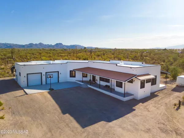 Tucson, AZ 85742,10392 N Coyote Lane