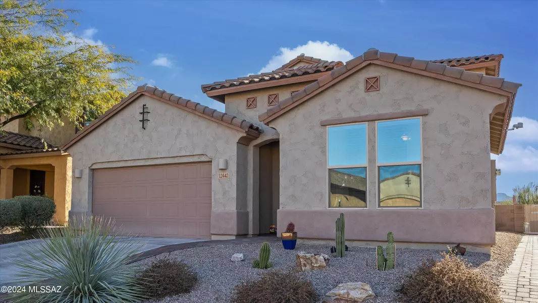 12442 N Summer Wind Drive, Marana, AZ 85658