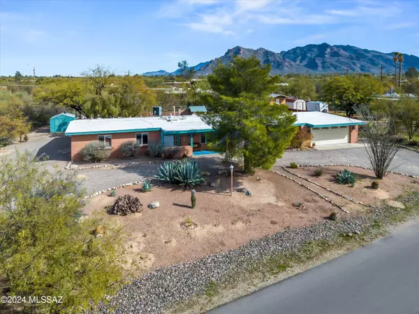 1900 W Cassim Lane, Tucson, AZ 85704