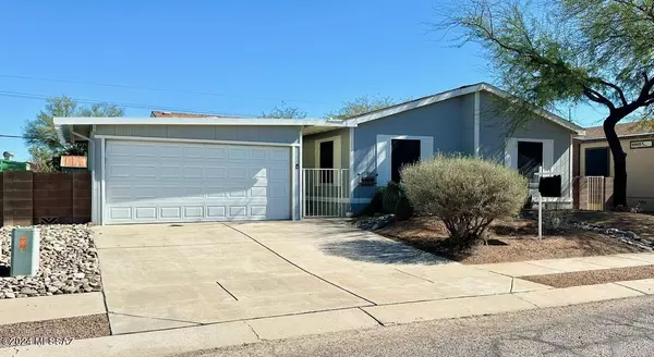 7169 S Prospector Peak DriveS, South Tucson, AZ 85713
