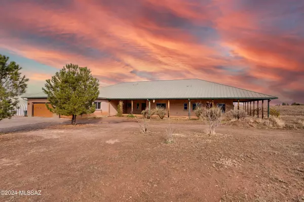 Sonoita, AZ 85637,33 Red Man Drive