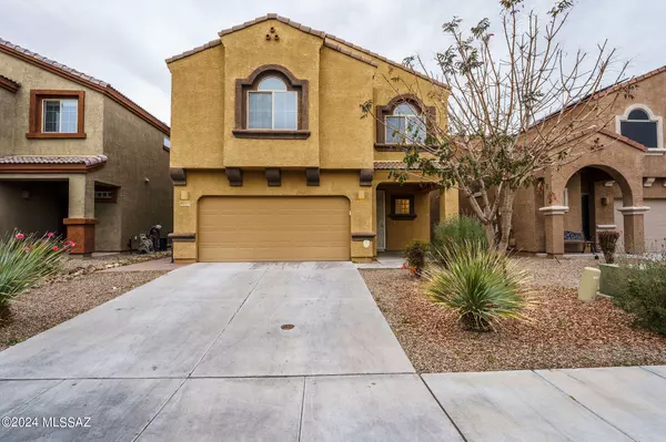 8777 N Mugho Pine Trail, Tucson, AZ 85743