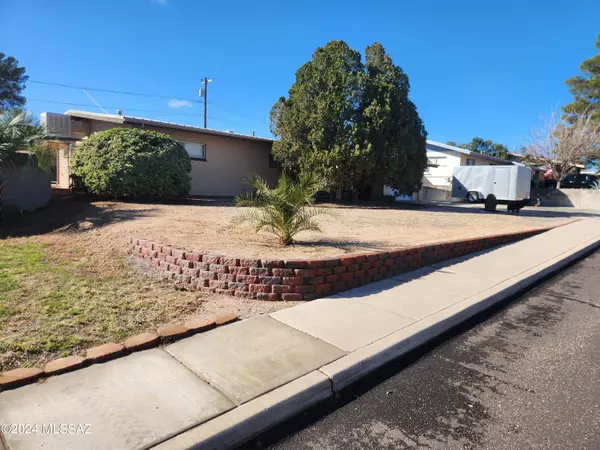 206 E 5th Place, San Manuel, AZ 85631