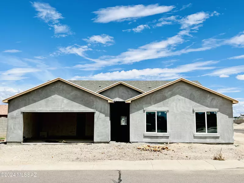 1492 N Cota Lane, Thatcher, AZ 85552