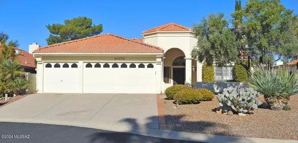 38404 S Apache Peak Drive, Tucson, AZ 85739