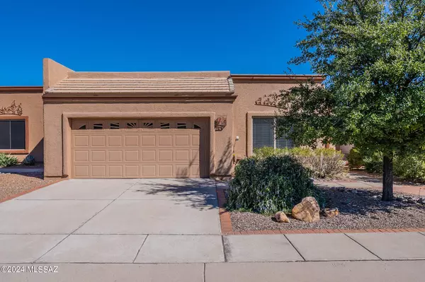 2287 S Cliff Drive, Green Valley, AZ 85614