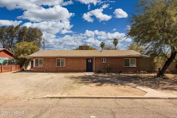 3318 N El Tovar Avenue, Tucson, AZ 85705