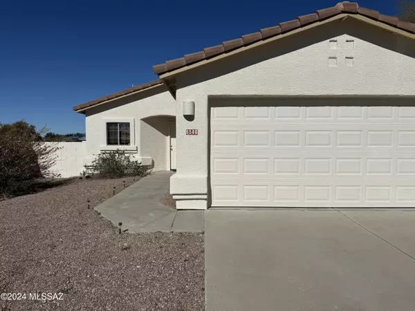 6588 W Hassayampa Place, Tucson, AZ 85743