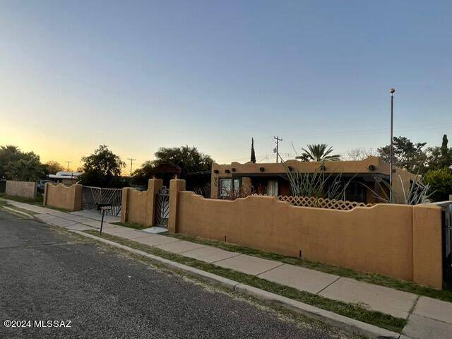 Tucson, AZ 85711,4449 E 31St Street