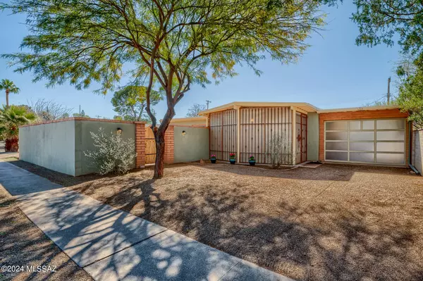 3008 E 18Th Street, Tucson, AZ 85716