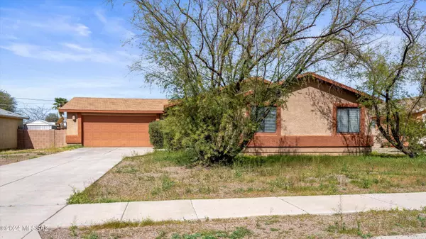 2017 E Cochise Vista,  Tucson,  AZ 85713