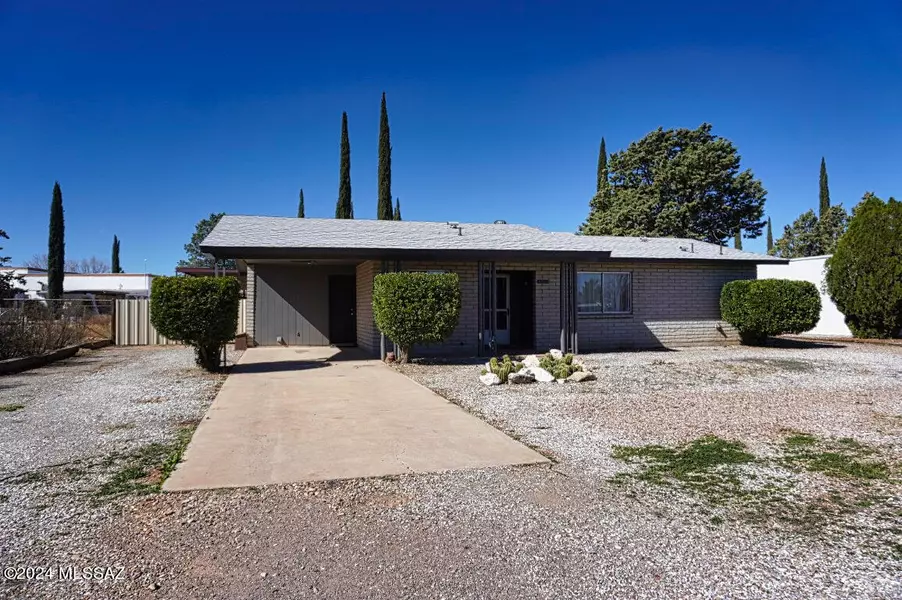 217 N Klassen Court, Pearce, AZ 85625