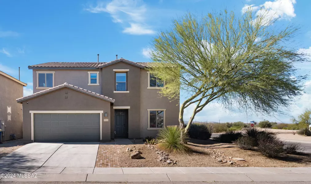 827 N Nestled Hummingbird Lane, Sahuarita, AZ 85629