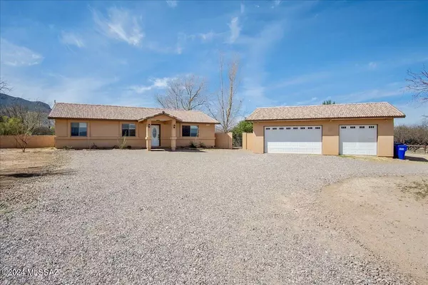 Hereford, AZ 85615,7176 S Y Lightning Ranch Road