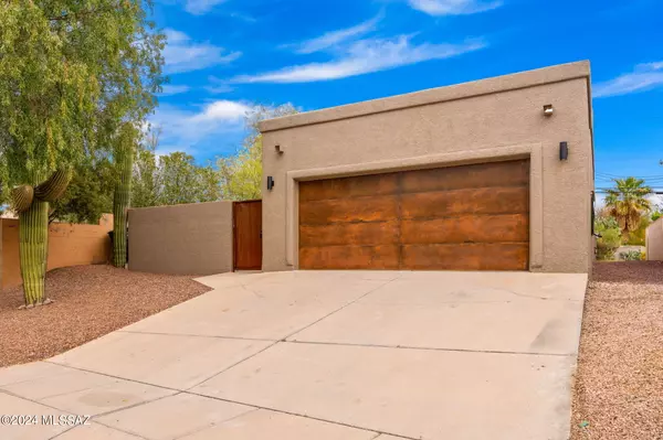 99 S Montego Drive, Tucson, AZ 85710