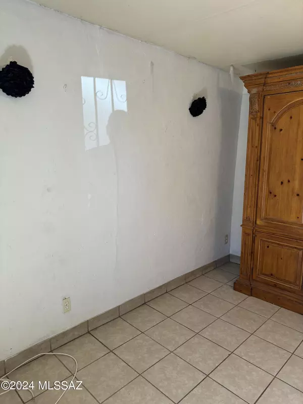 Tucson, AZ 85705,522 W Davis Street