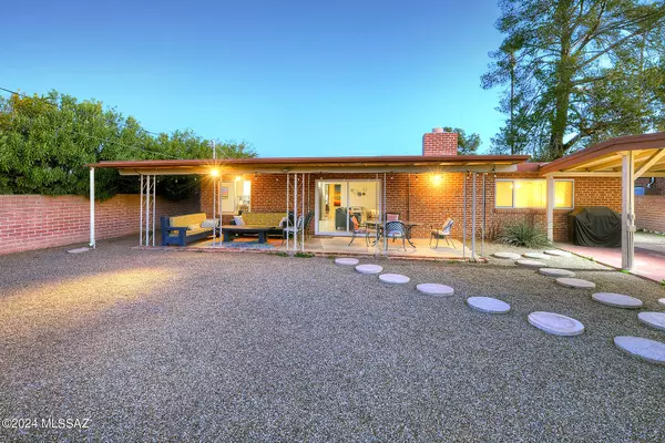 2834 E Sylvia Street,  Tucson,  AZ 85716
