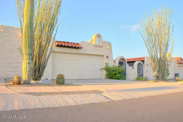 Green Valley, AZ 85614,1118 W Calle Excelso