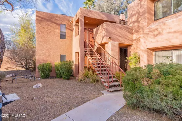 5051 N Sabino Canyon Road #2128, Tucson, AZ 85750