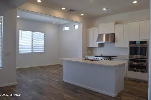 Marana, AZ 85658,6590 W Antler Bend Place