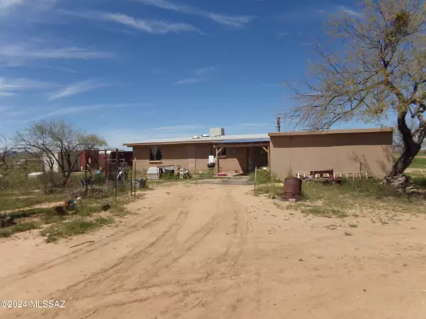 6190 S Marstellar Road, Tucson, AZ 85735