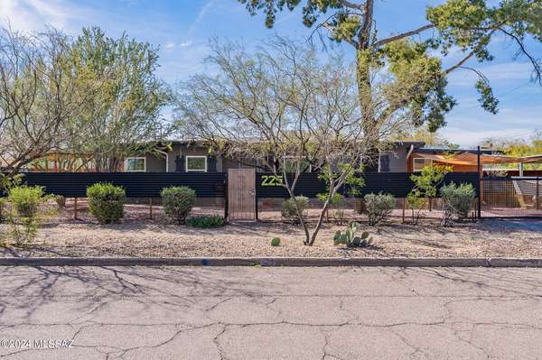 225 W 1st Street, Tucson, AZ 85705