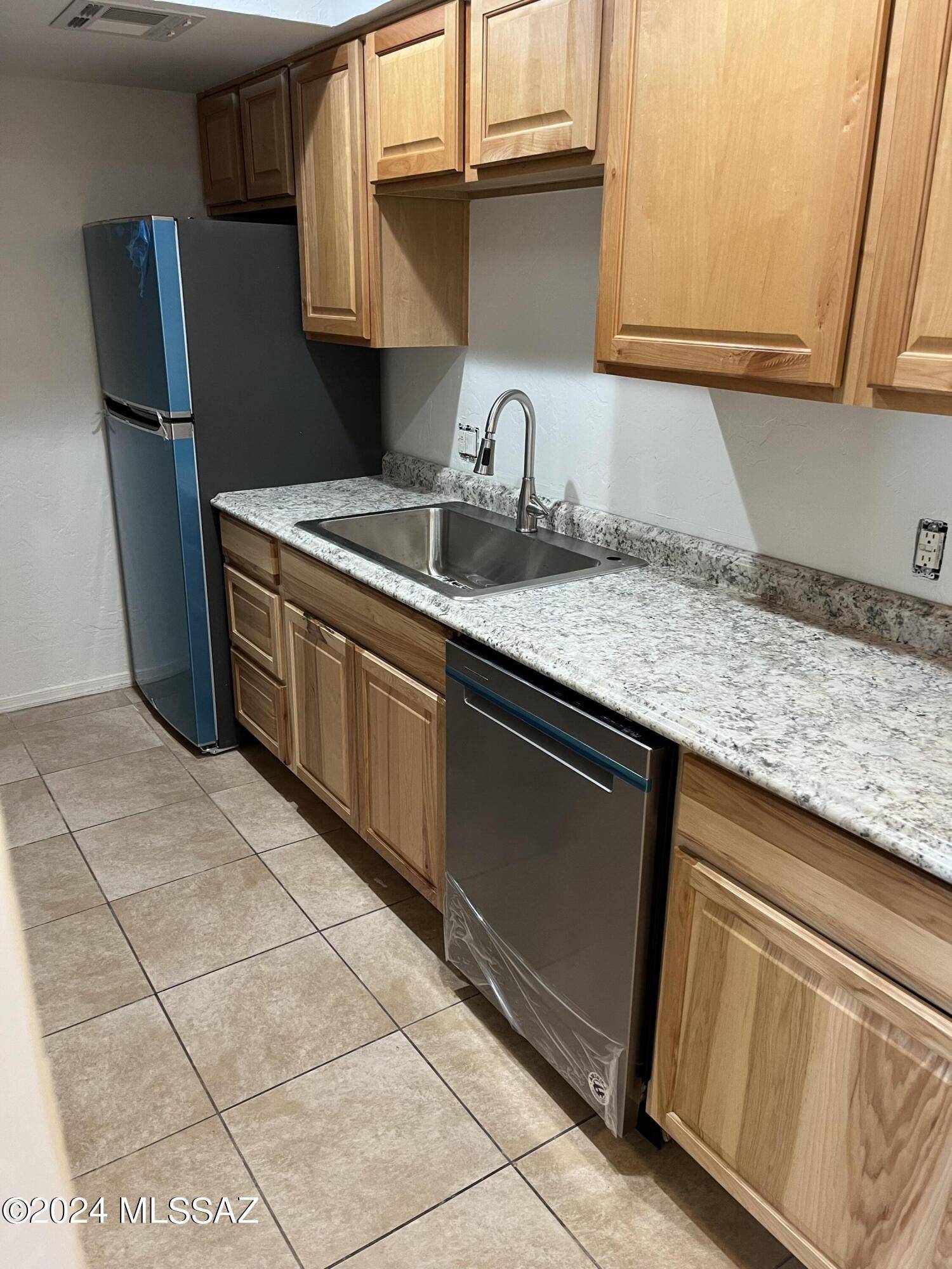 455 W Kelso Street #234, Tucson, AZ 85705