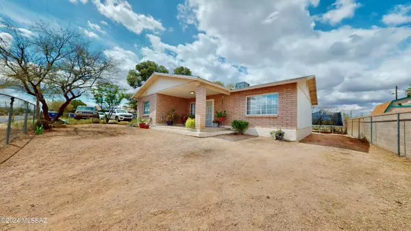 6706 S Missiondale Road, Tucson, AZ 85756