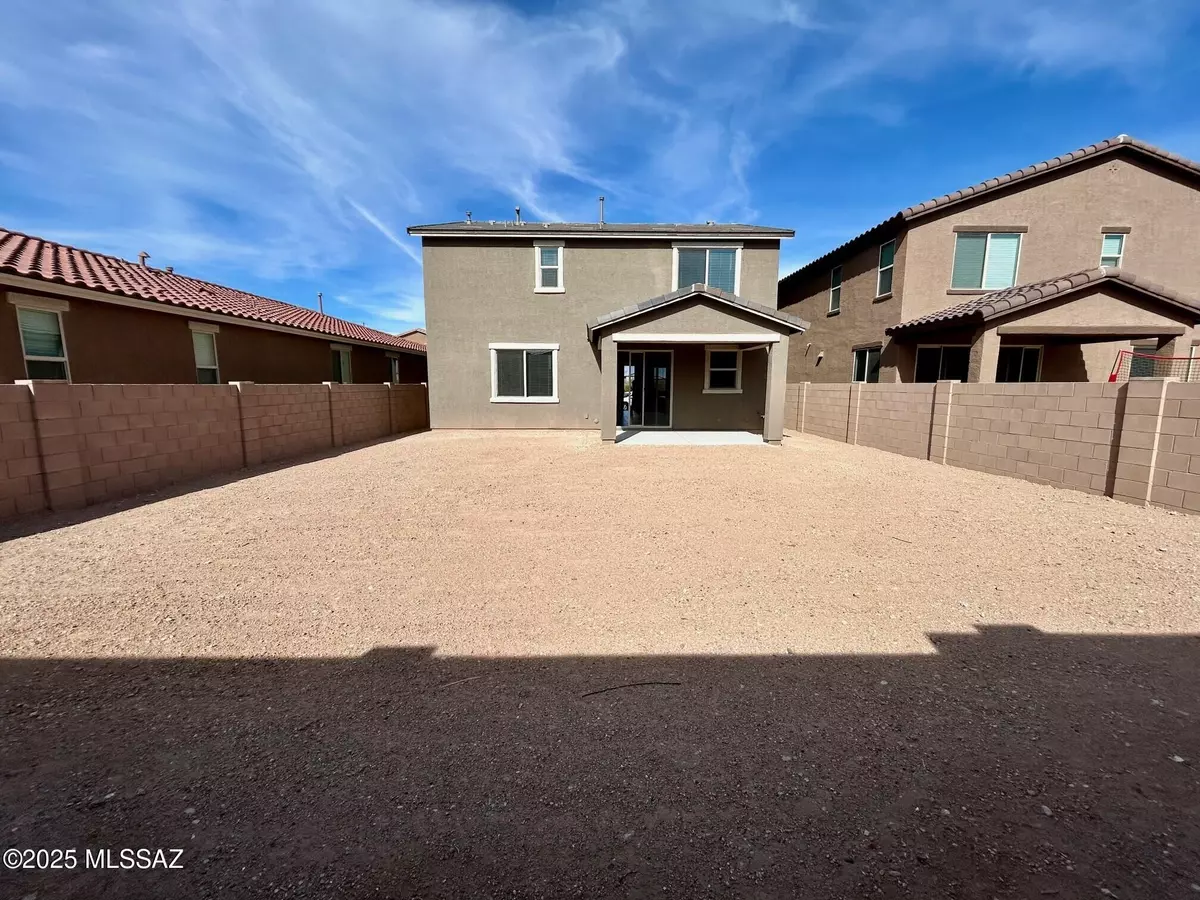 Vail, AZ 85641,11924 E mccready Place