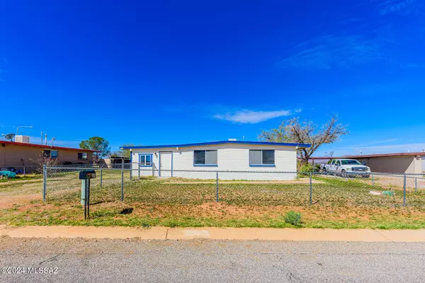 Huachuca City, AZ 85616,803 N Ridgeview Place