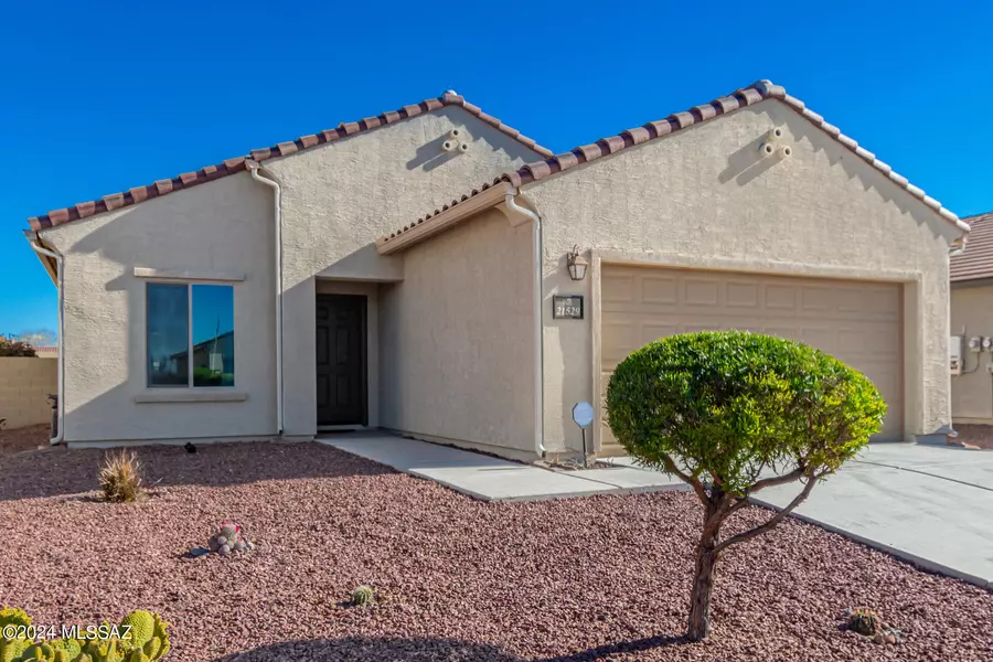 21529 E Freedom Drive, Red Rock, AZ 85145