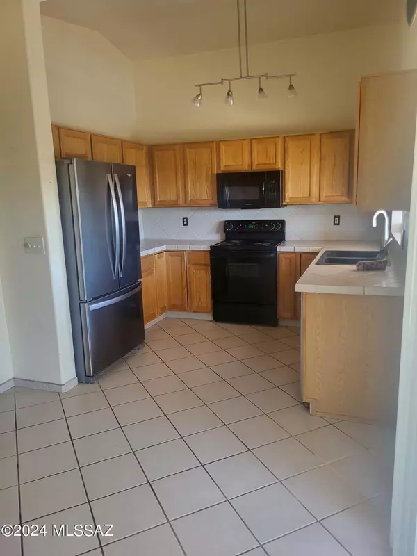 Tucson, AZ 85730,9044 E Alderpoint Way