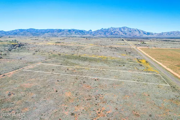 Pearce, AZ 85625,1.68 Acres Ironwood Road #10&11