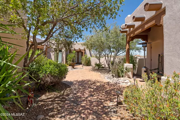 Oro Valley, AZ 85755,13763 N Placita Meseta De Oro