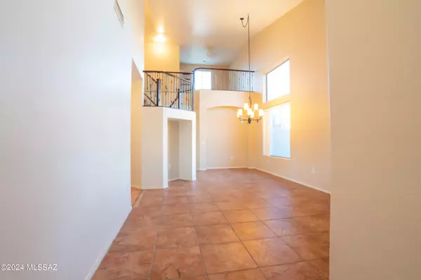 Sahuarita, AZ 85629,32 W Camino Presidio Quemado